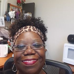 Meet your Posher, Sheryl